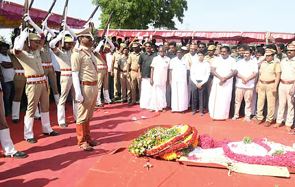 அரசு மரியாதையுடன் எழுத்தாளர் பூமணி உடல் நல்லடக்கம்: இறுதி அஞ்சலி செலுத்திய பொதுமக்கள்
